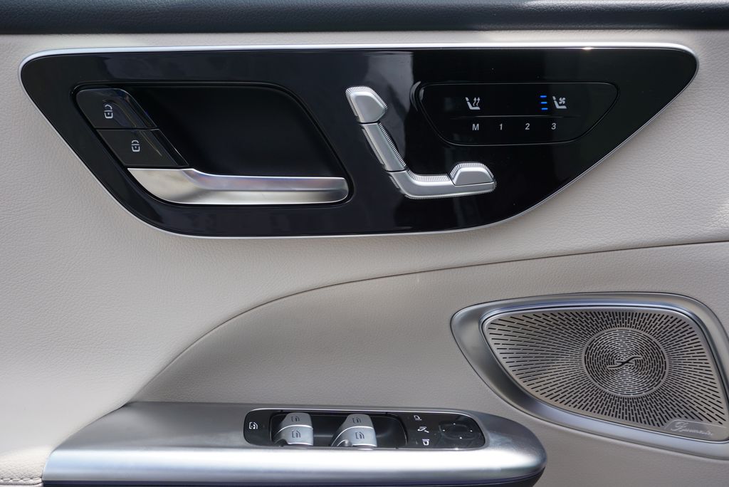 2025 Mercedes Benz C 300 photo 20