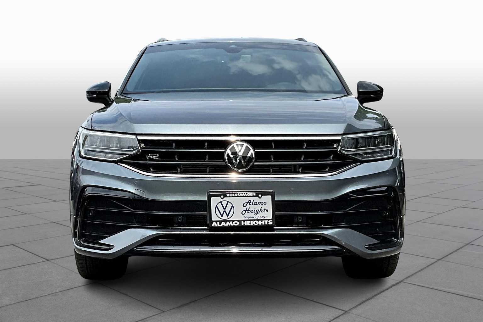 3VVCB7AX5RM010806