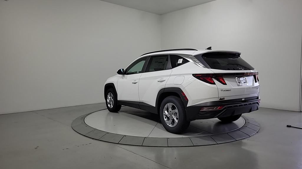 2024 Hyundai Tucson SEL photo 2