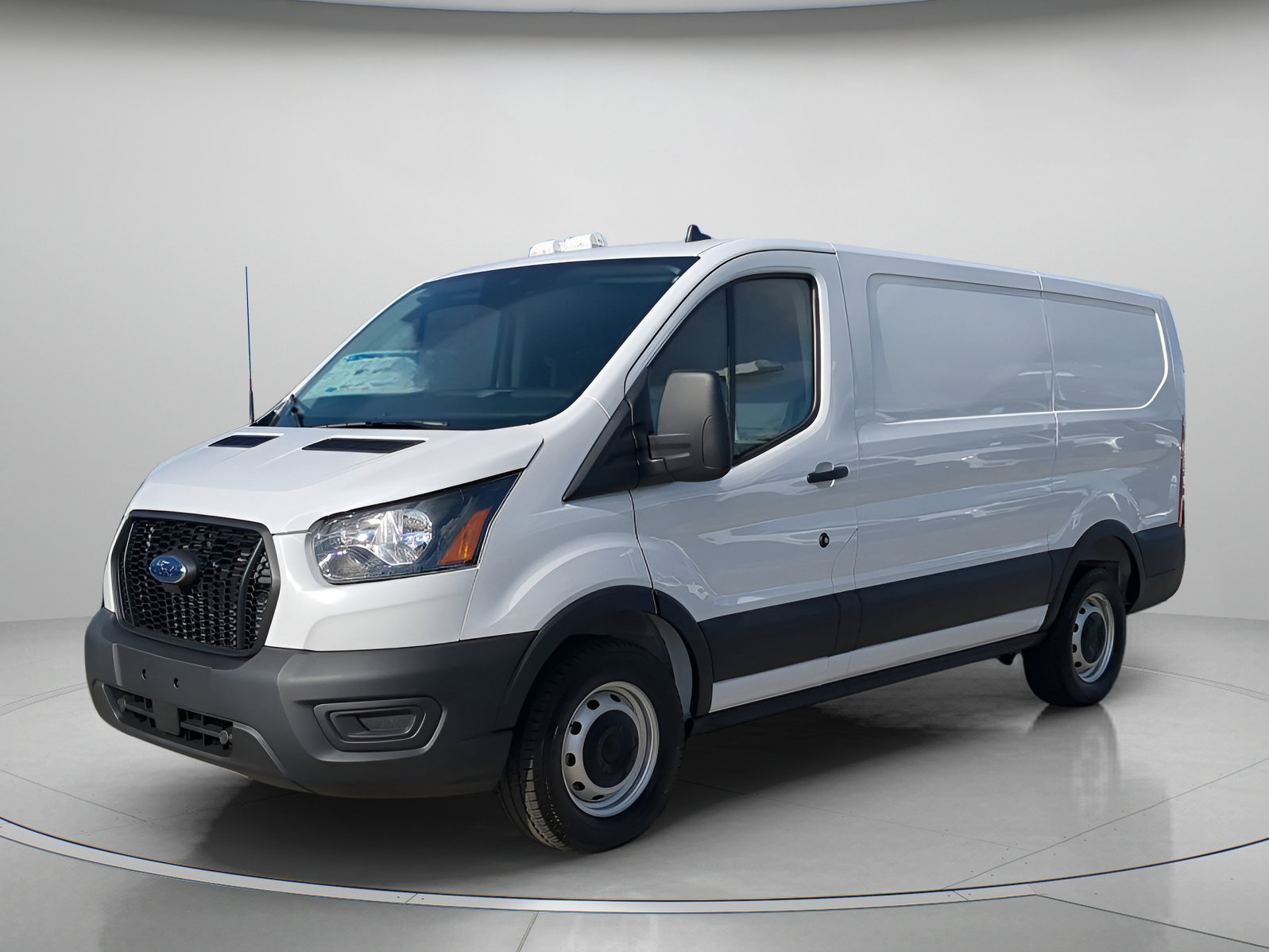 2025 Ford Transit Van Base's photo