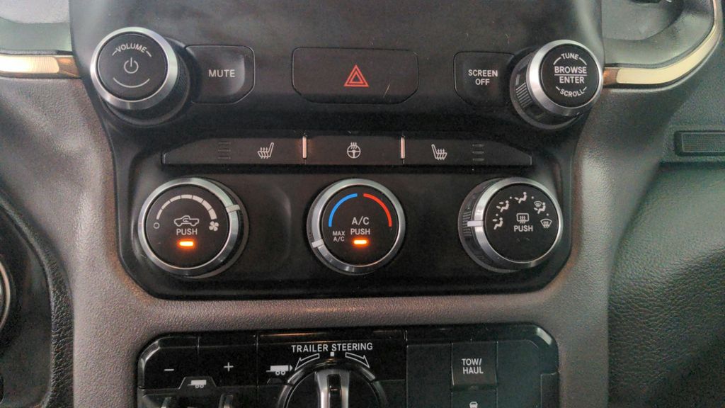 2022 Ram 1500 Rebel photo 18