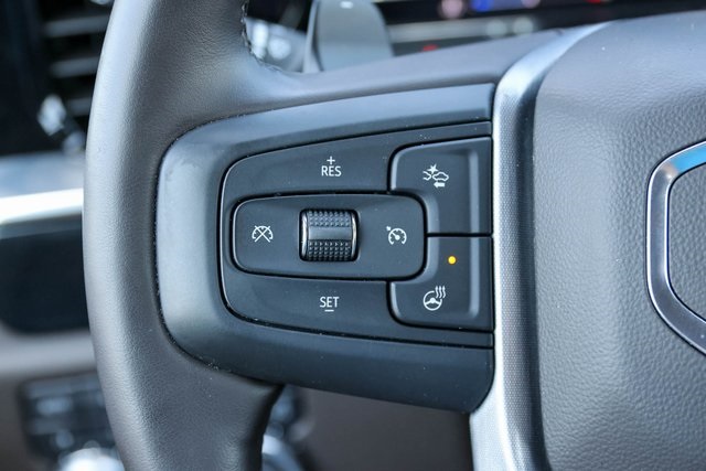 Used 2024 White GMC SLT image 33