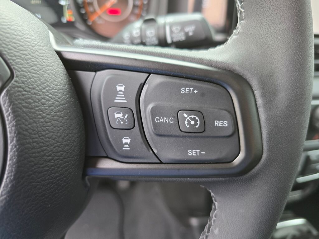 2025 Jeep Wrangler Sport S photo 28