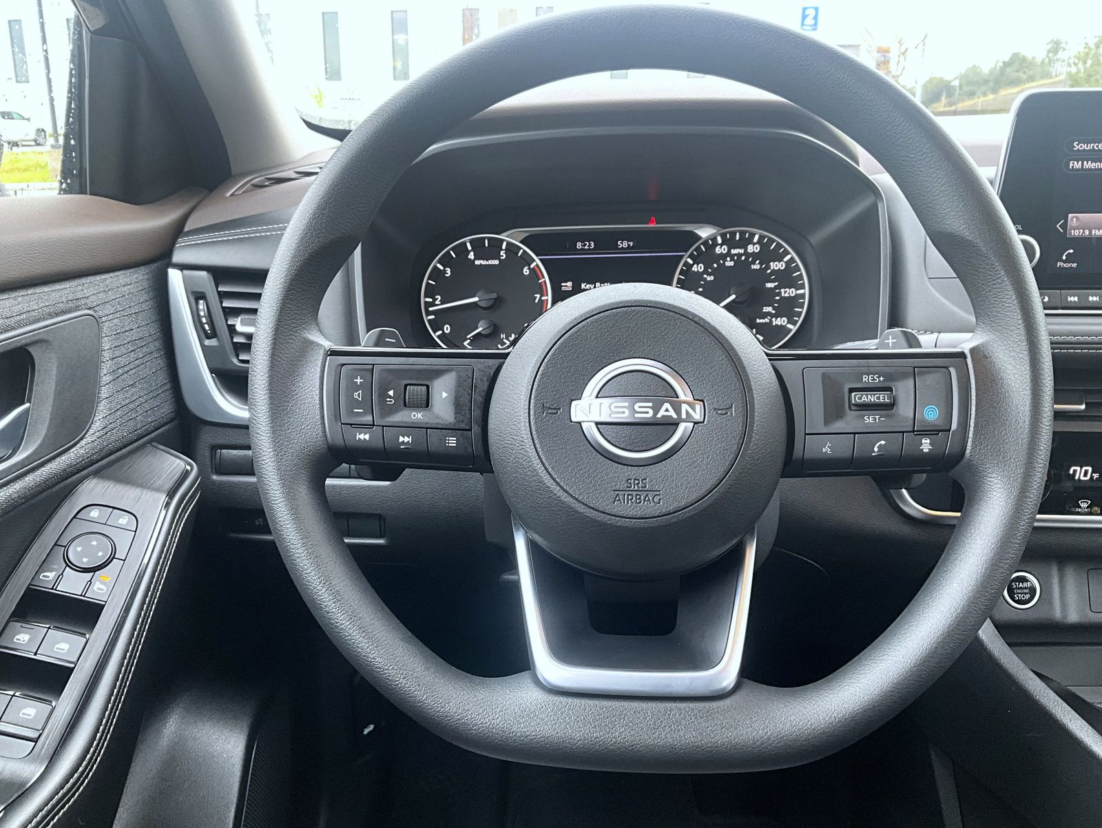 2023 Nissan Rogue SV AWD photo 12