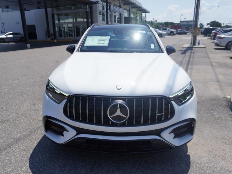 2024 Mercedes Benz GLC AMG 43 4MATIC photo 2