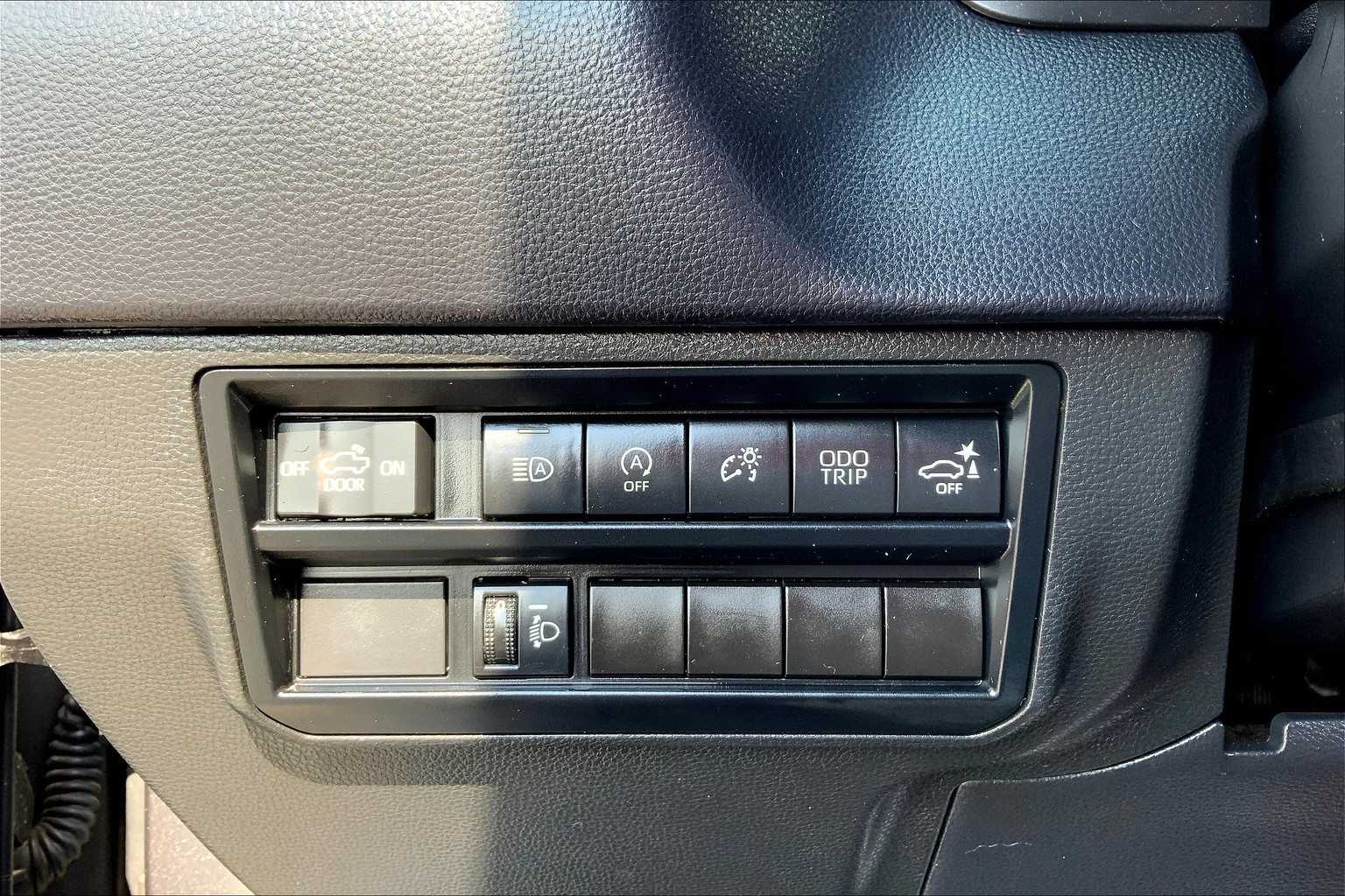 2023 Toyota Tundra SR5 photo 32