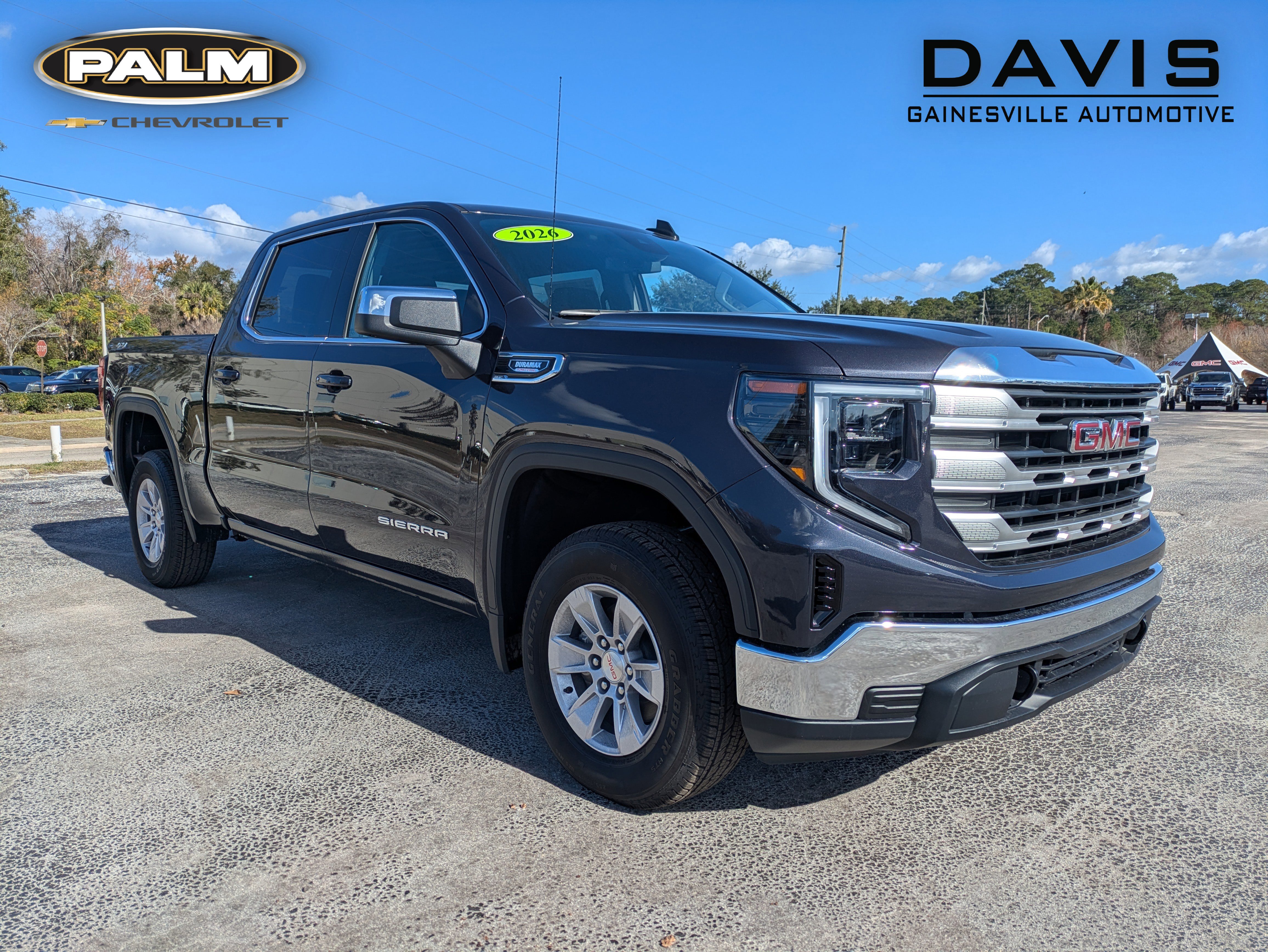 2026 GMC Sierra 1500 SLE's photo