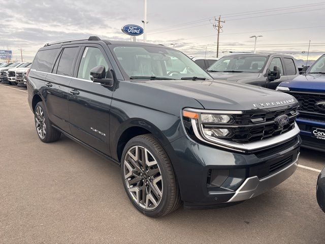 2026 Ford Expedition Platinum's photo