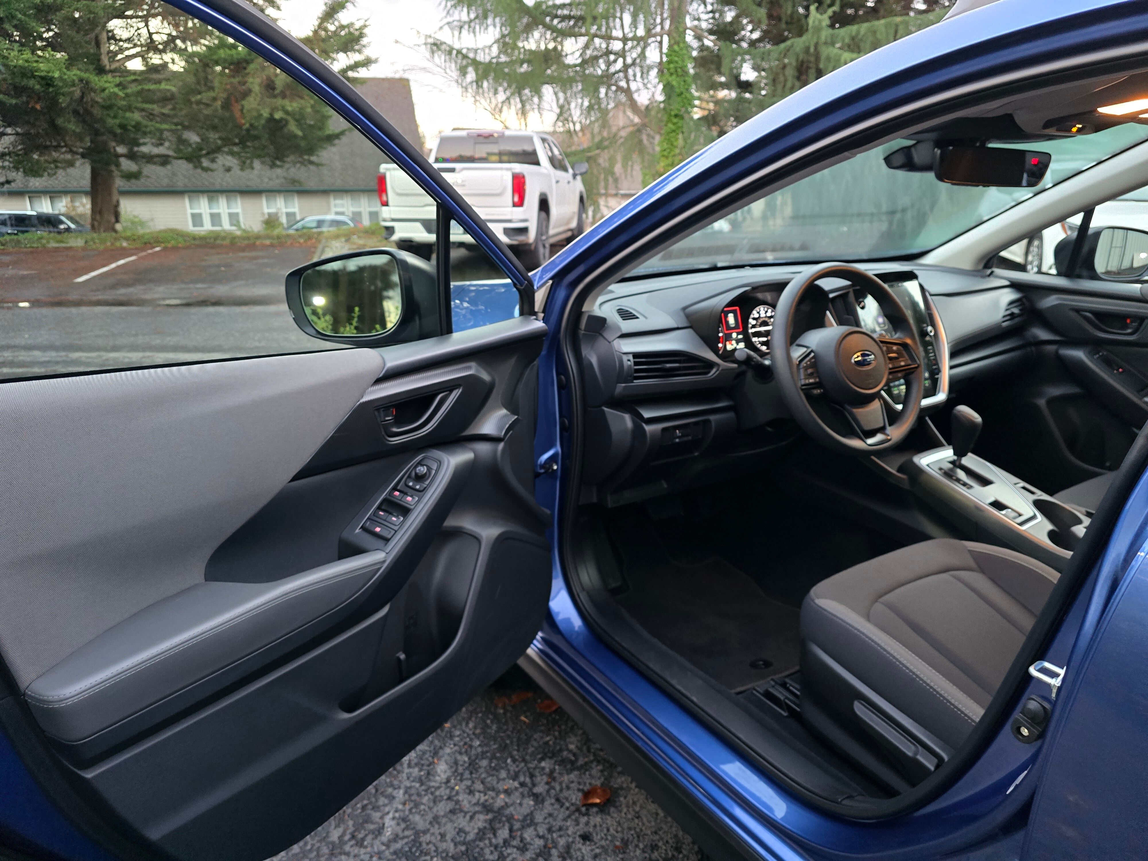 2025 Subaru Crosstrek Premium photo 2