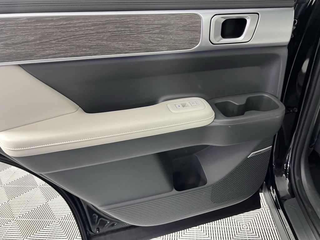 2024 Hyundai Santa Fe Limited photo 23