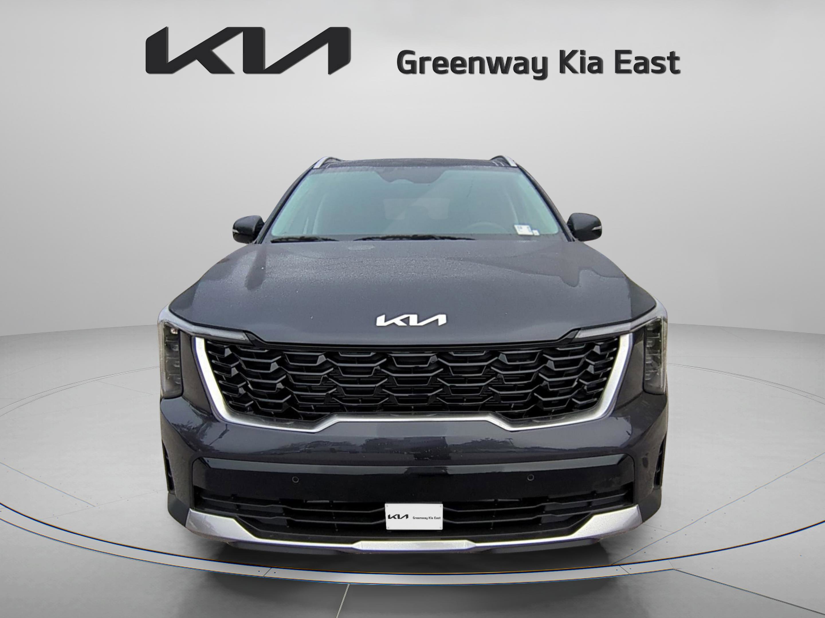 2025 Kia Sorento S photo 2