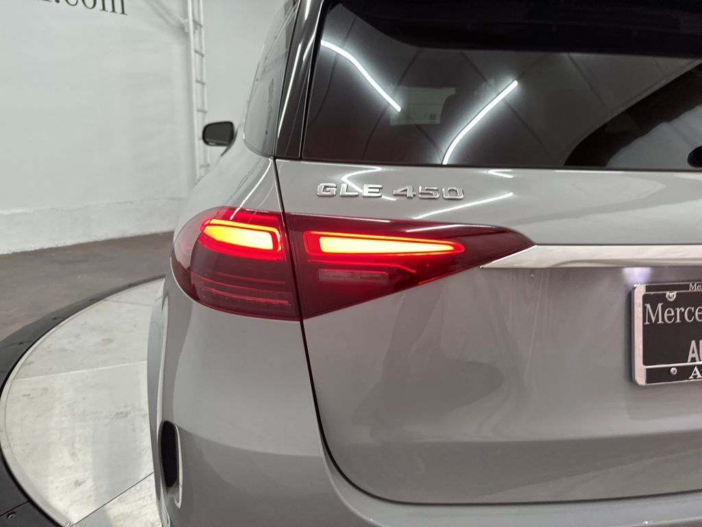 2026 Mercedes Benz GLE 450 4MATIC photo 27
