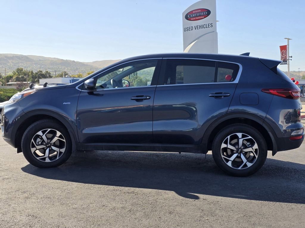 2021 Kia Sportage LX photo 2