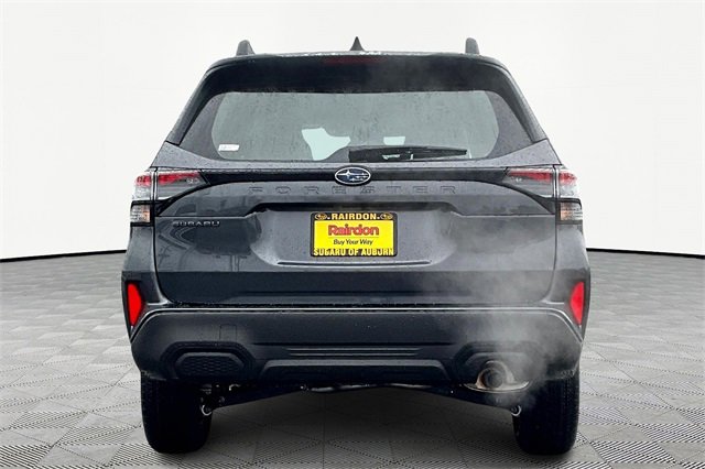 2025 Subaru Forester Base photo 4