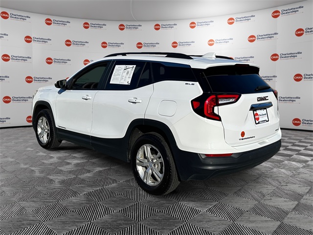 2023 Gmc Terrain SLE photo 2