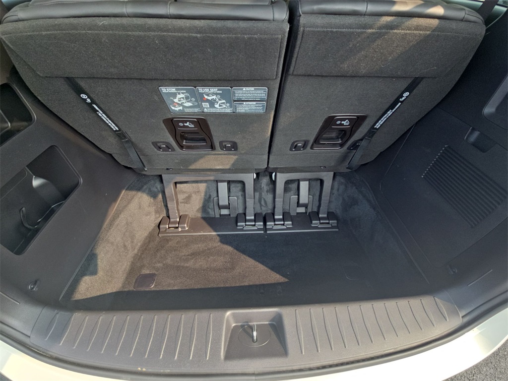 2024 Kia Carnival LX photo 27