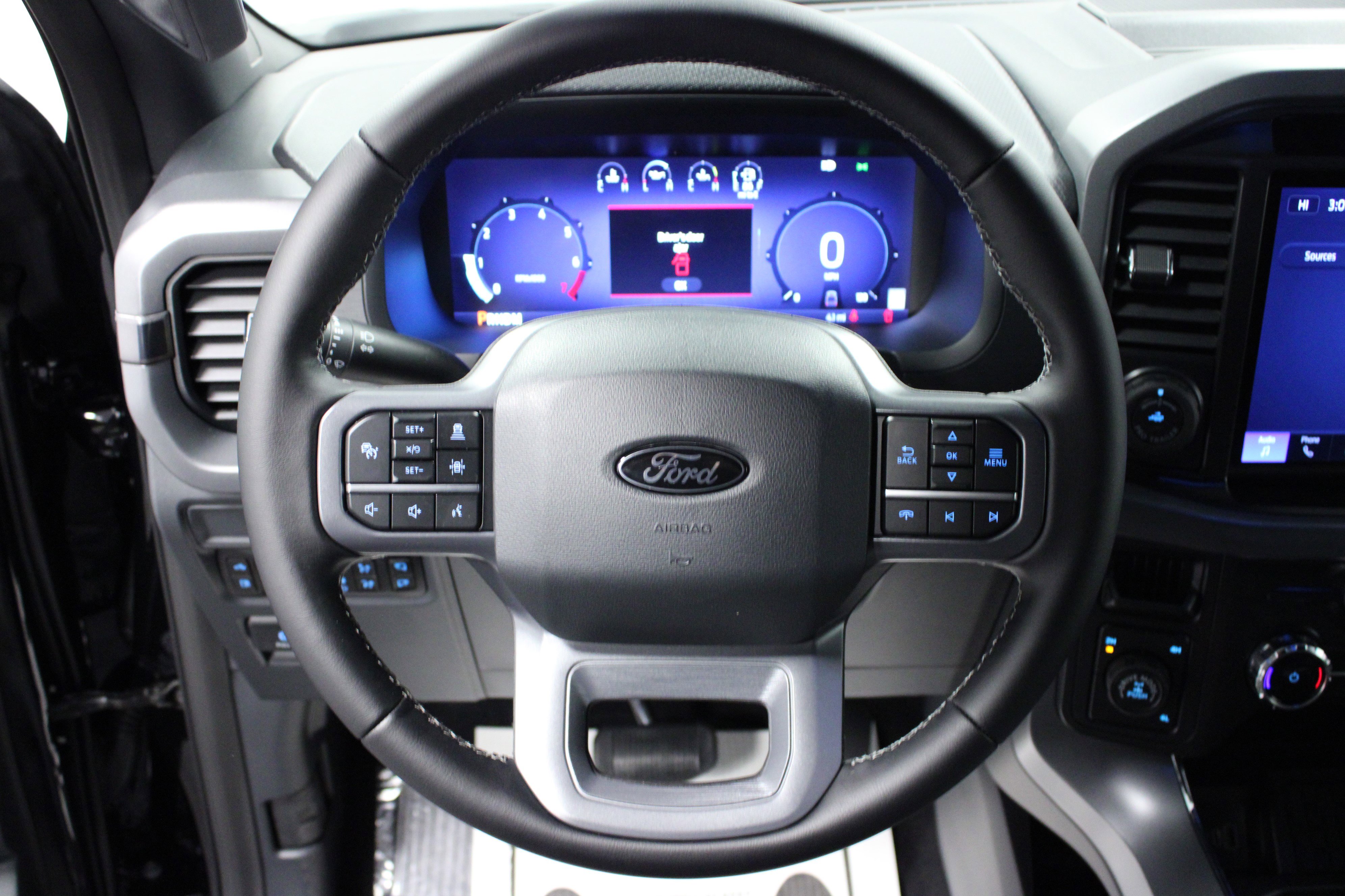 2025 Ford F-150 XLT photo 15