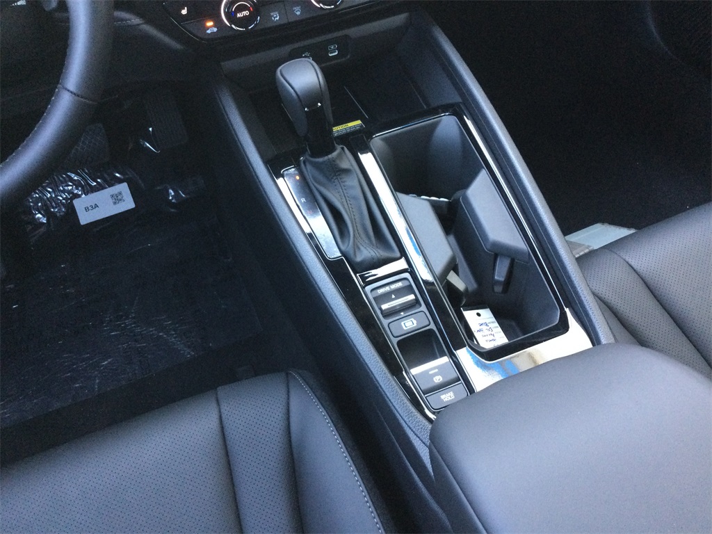 2025 Honda Accord Hybrid EX-L photo 14