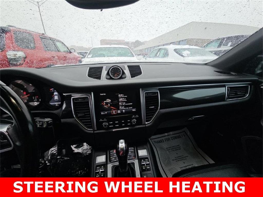2018 PORSCHE MACAN - Image 3