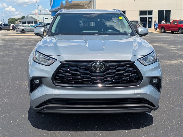 2020 Toyota Highlander XLE photo 4