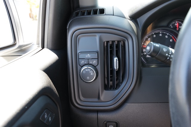 2024 Chevrolet Silverado 1500 photo 27