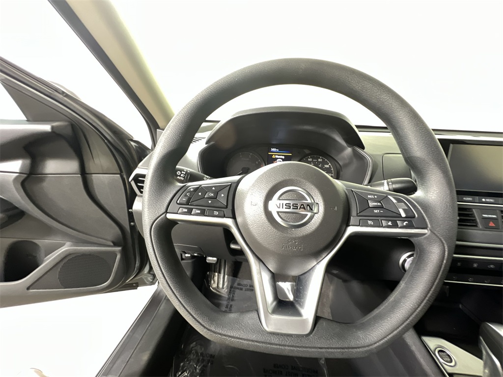2022 Nissan Altima 2.5 S photo 10