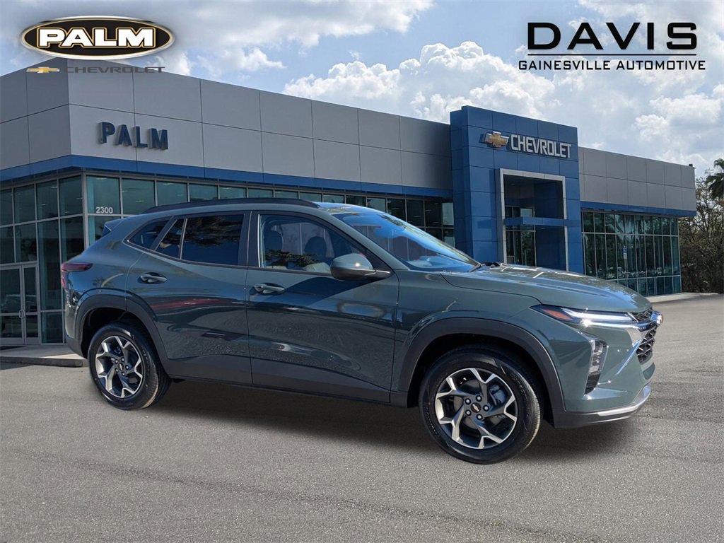 2026 Chevrolet Trax LT's photo