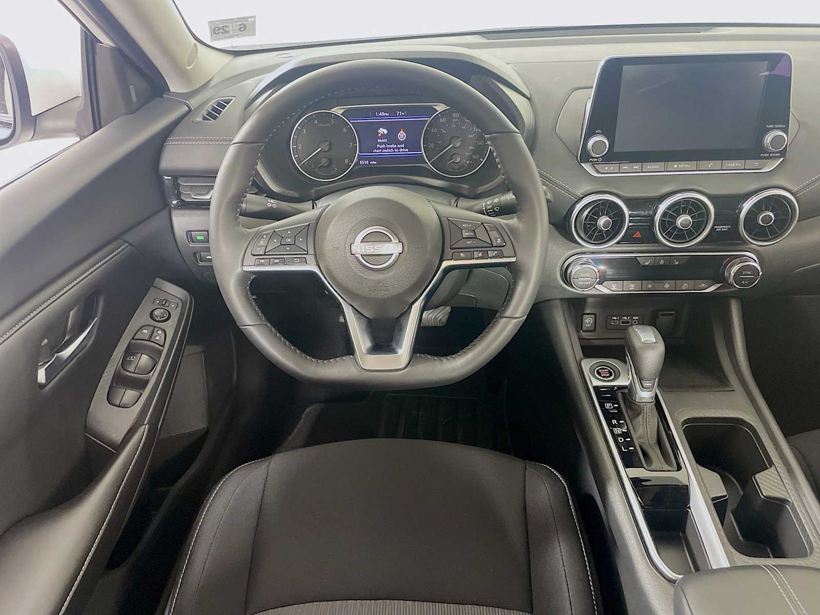2024 Nissan Sentra SV photo 18