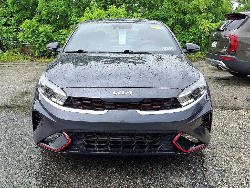 2022 Kia Forte GT-Line photo 2