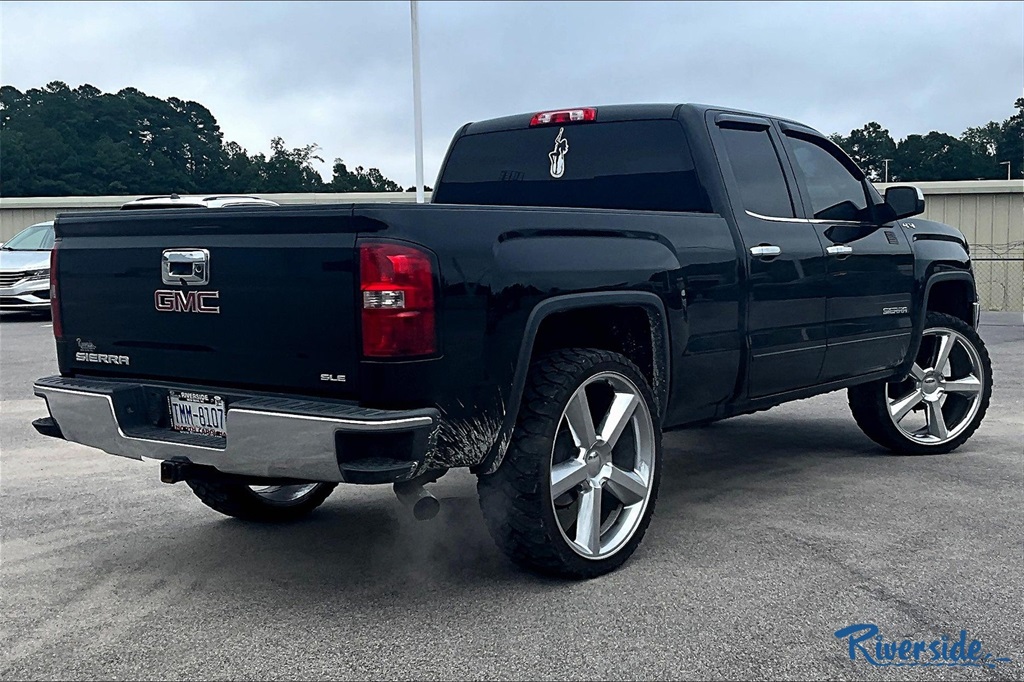2018 Gmc Sierra 1500 SLE photo 4