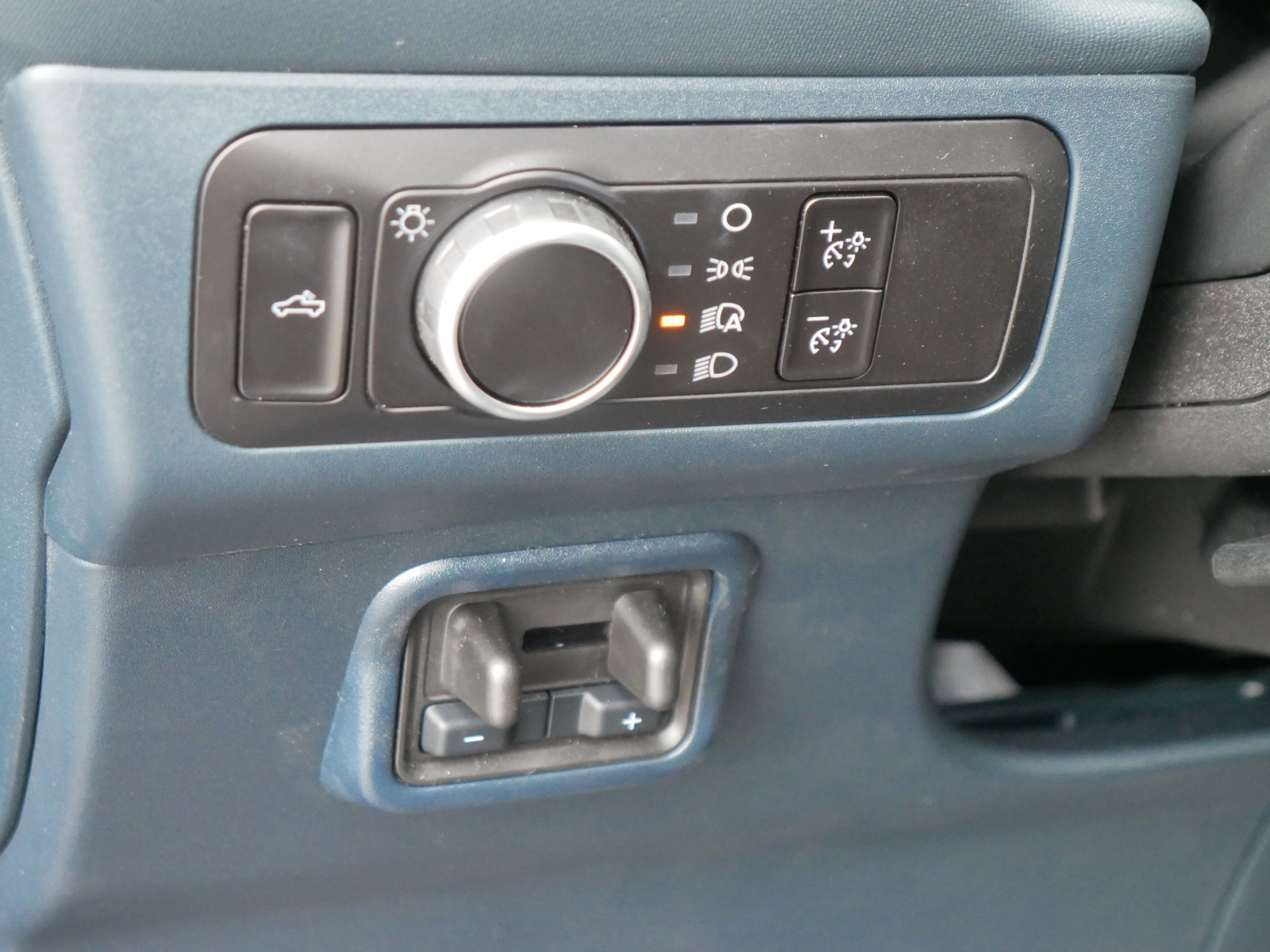 2025 Ford Maverick Lariat photo 4