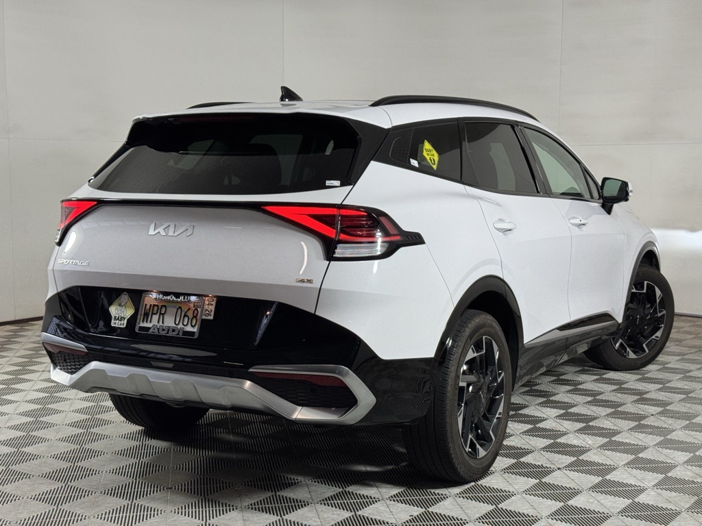 2023 Kia Sportage photo 3