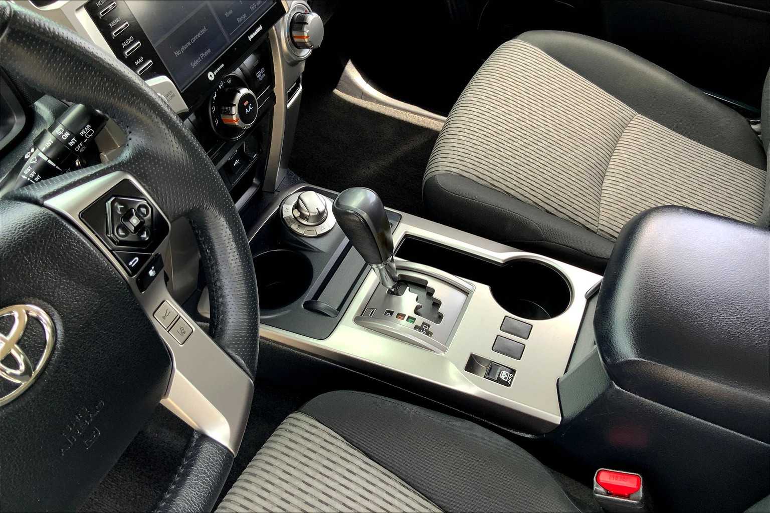 2023 Toyota 4Runner SR5 photo 15
