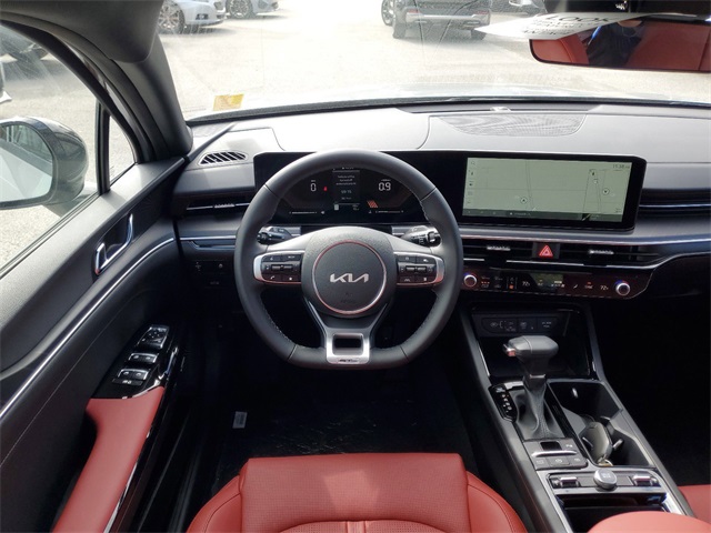 2025 Kia K5 GT-Line photo 28