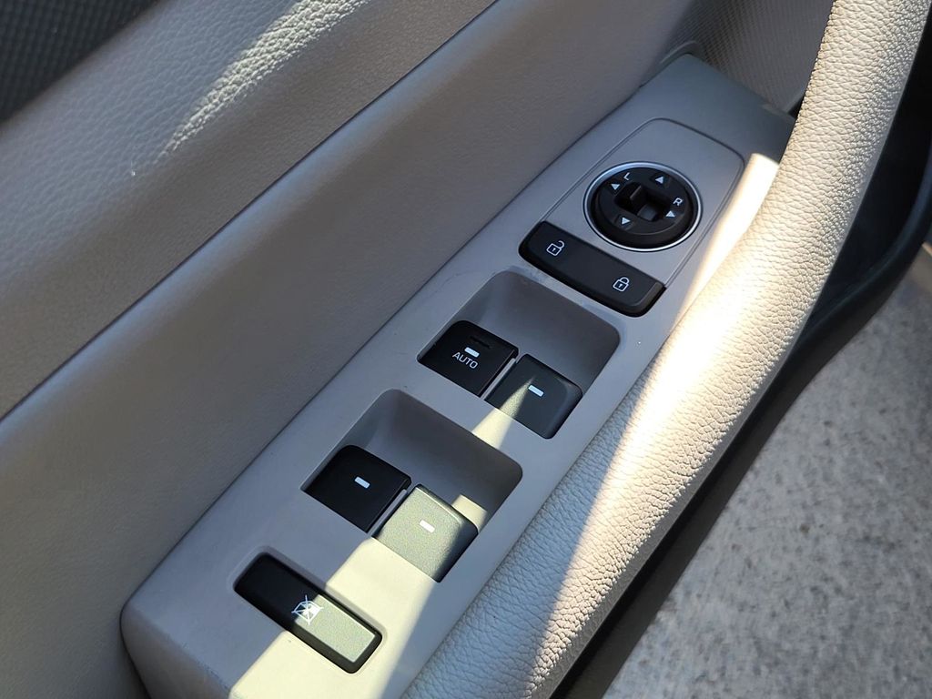 2018 Hyundai Sonata SEL photo 14