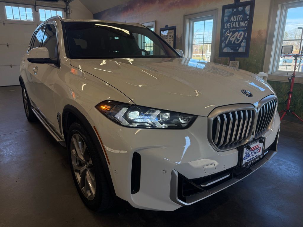 2024 Bmw X5 xDrive50e photo 2