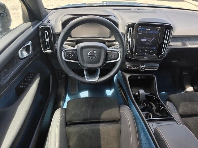 2022 Volvo C40 Recharge photo 13