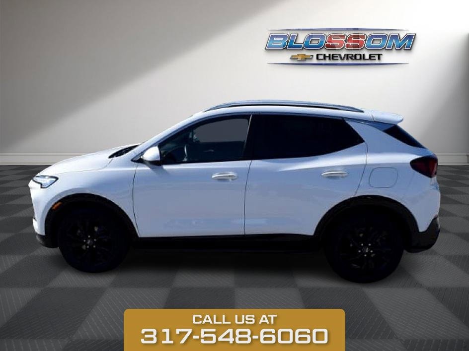 2024 Buick Encore GX Sport Touring photo 4