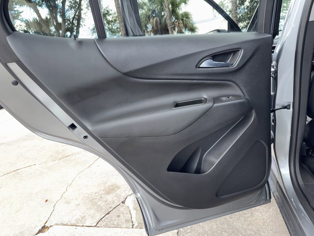 2023 Chevrolet Equinox LT photo 29