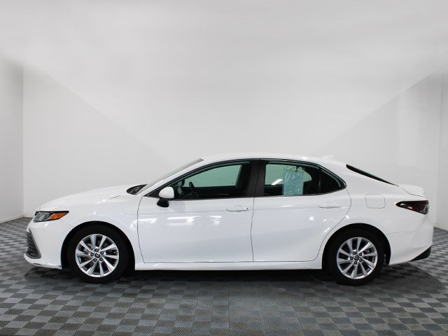 2024 Toyota Camry LE photo 2