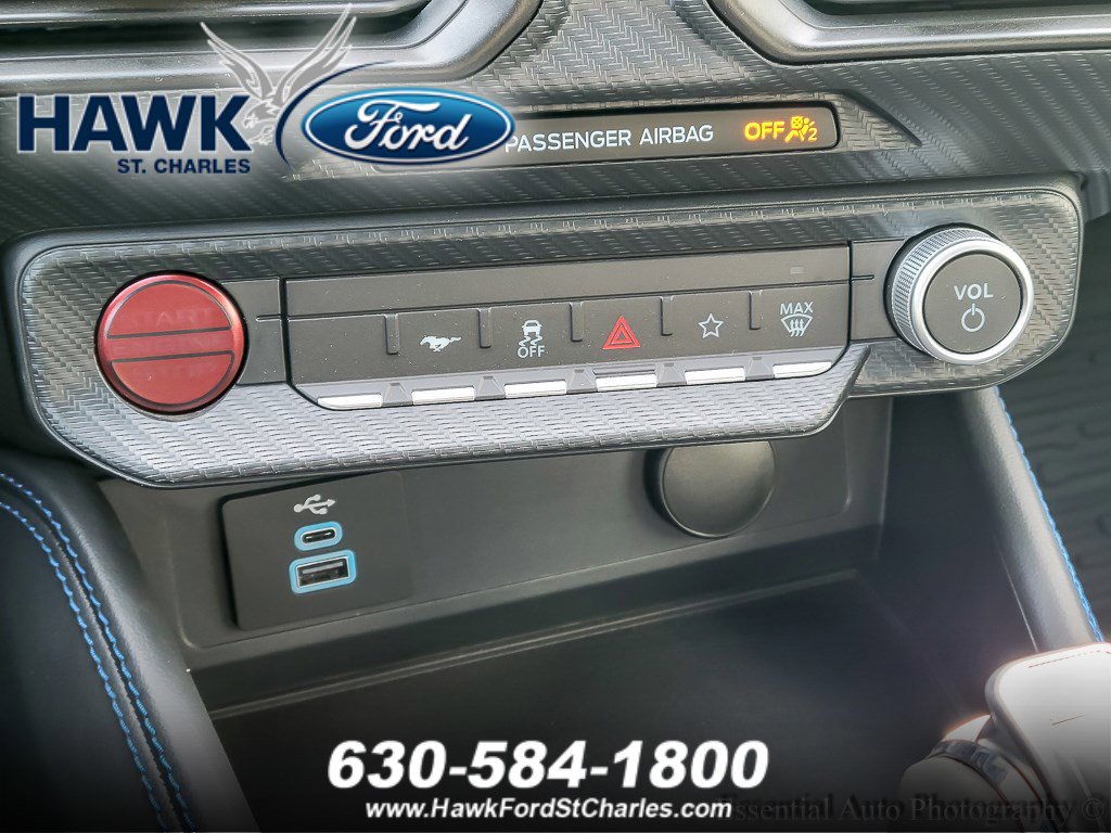 2025 FORD MUSTANG - Image 13