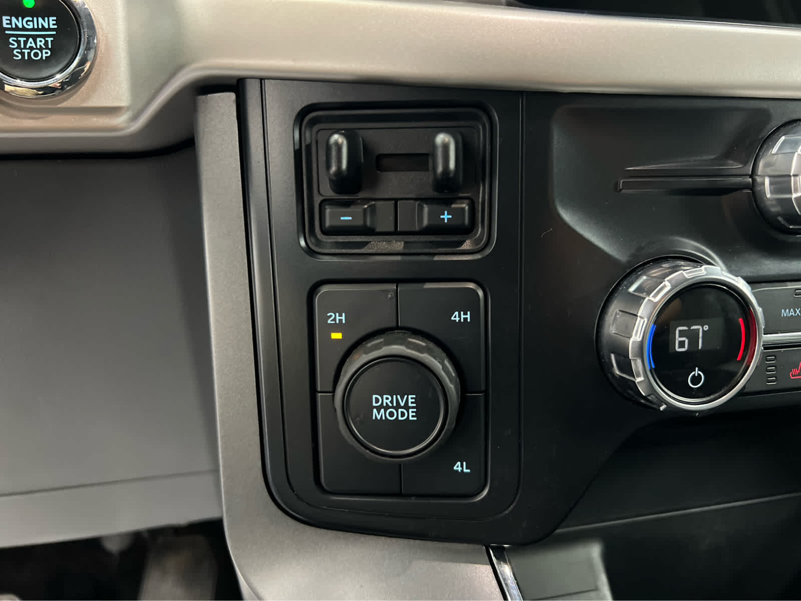 2021 Ford F-150 XLT photo 7