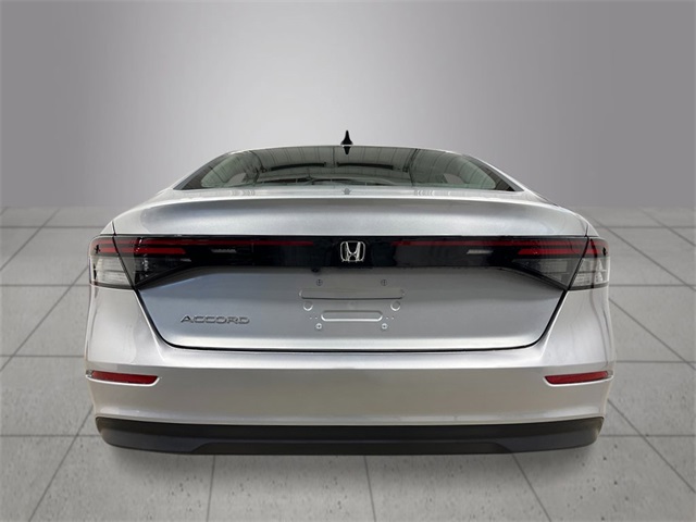 2025 Honda Accord SE photo 4
