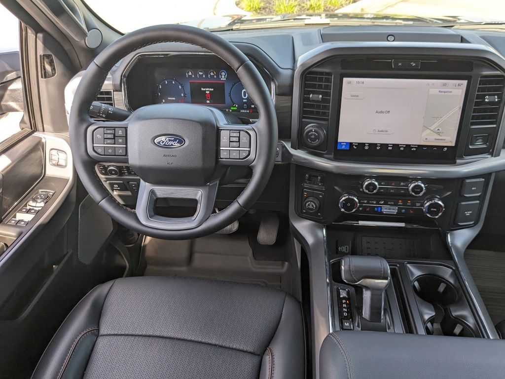 2025 Ford F-150 Lariat photo 15