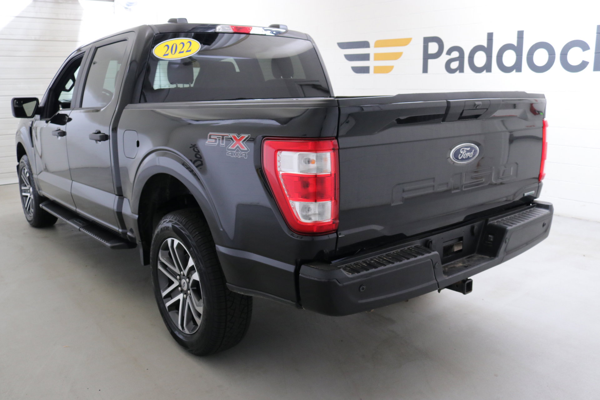 2022 Ford F-150 XL photo 3