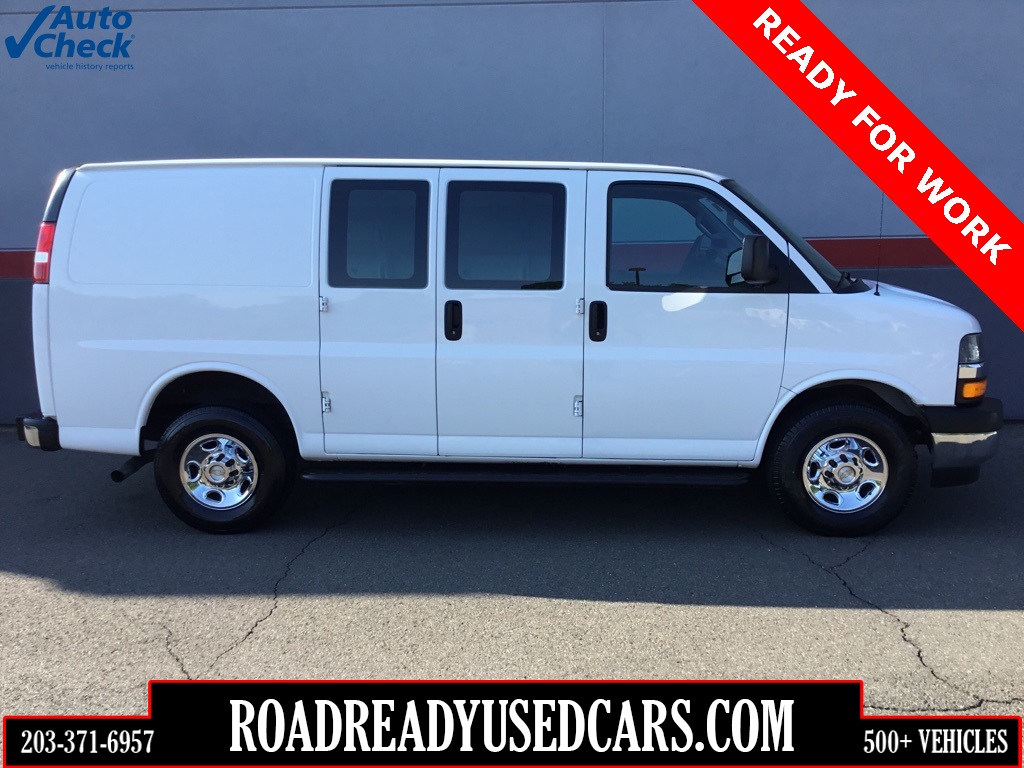 2022 Chevrolet Express Cargo Work Van's photo