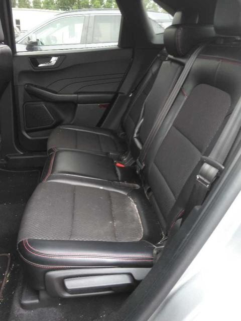 2023 Ford Escape ST-Line photo 6