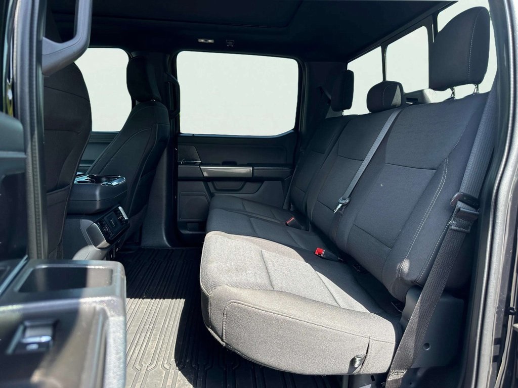 2022 Ford F-150 XLT photo 32