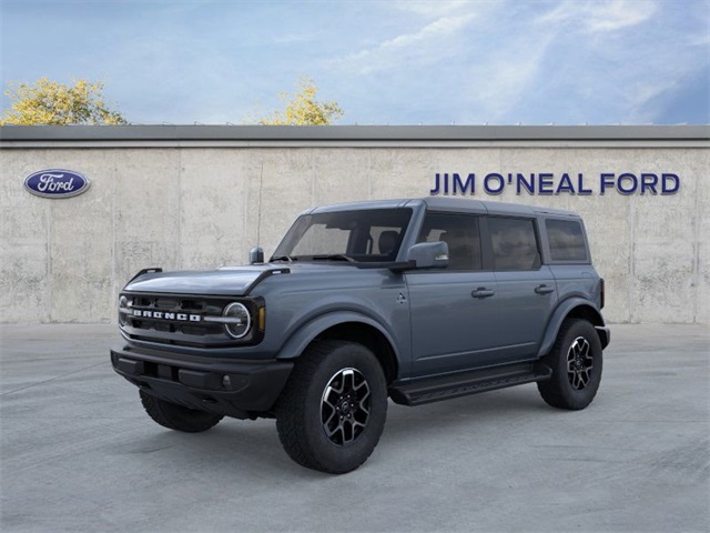 2025 Ford Bronco 4-Door Outer Banks's photo