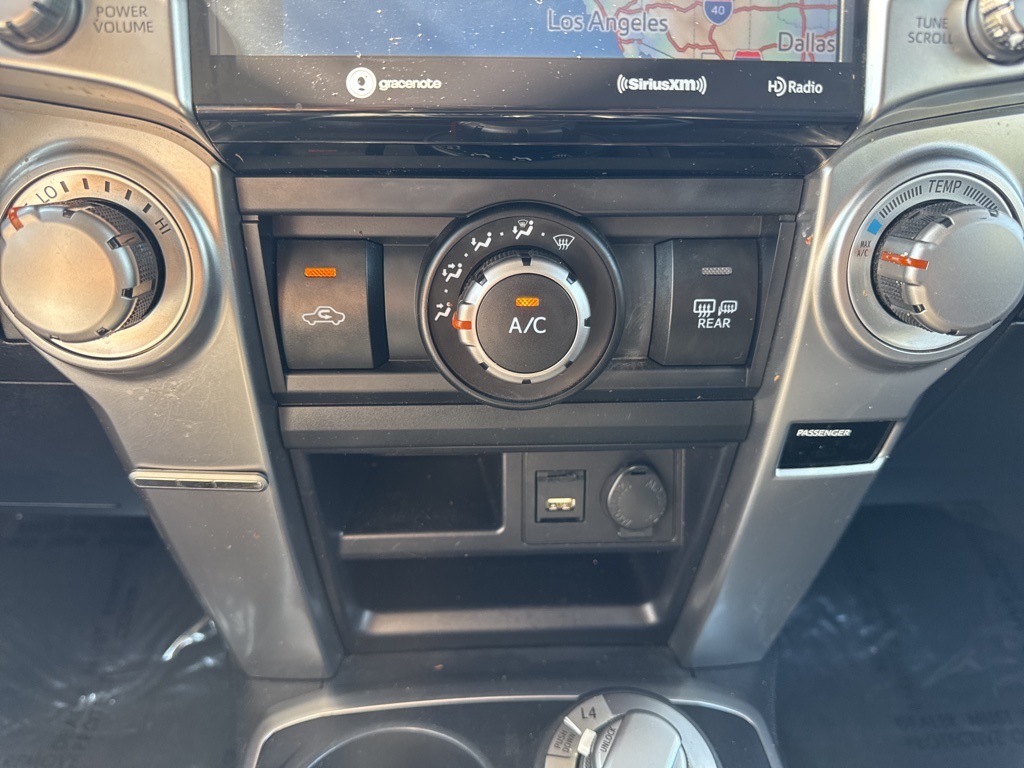 2021 Toyota 4Runner SR5 Premium photo 22